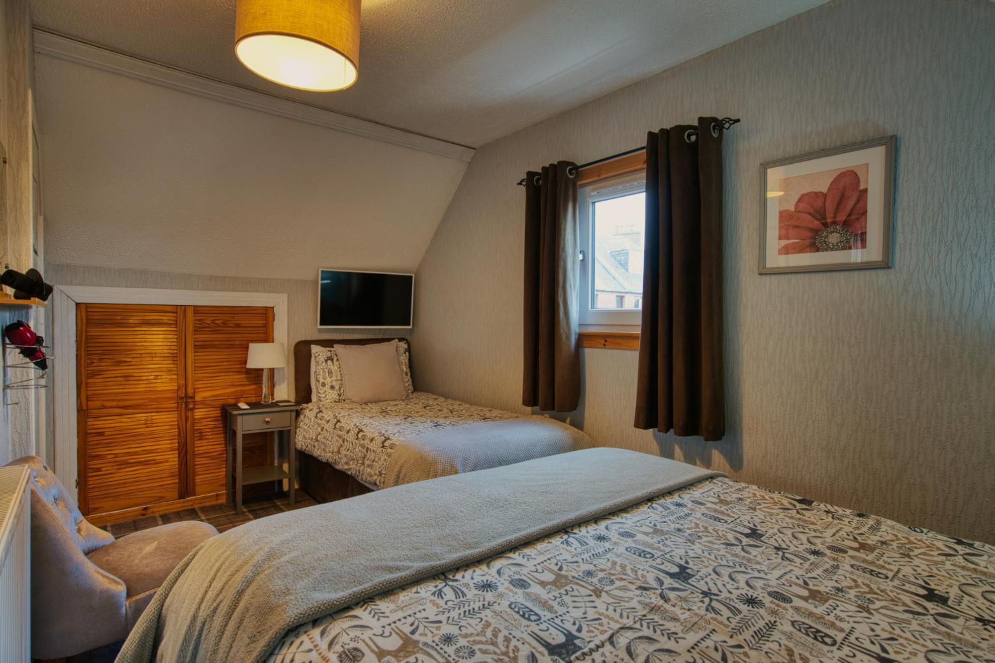 Pitfaranne Guest House Inverness Eksteriør bilde